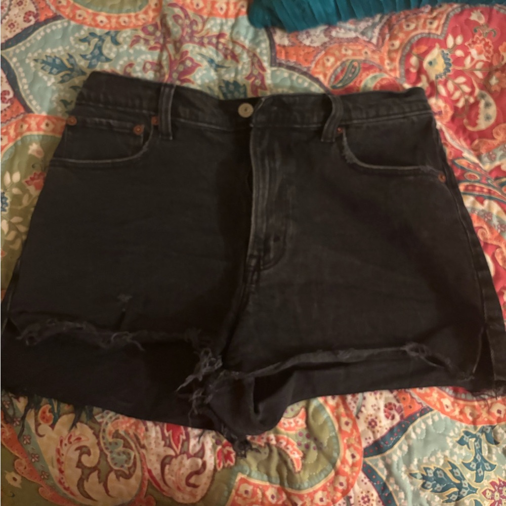 Abercrombie High Rise 90’s Cutoff Shorts